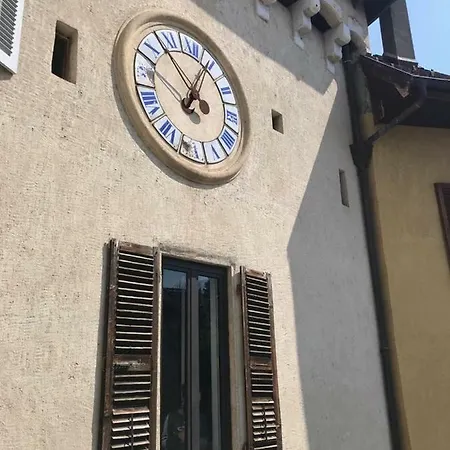 Maison Paul & Romy- L'horloge