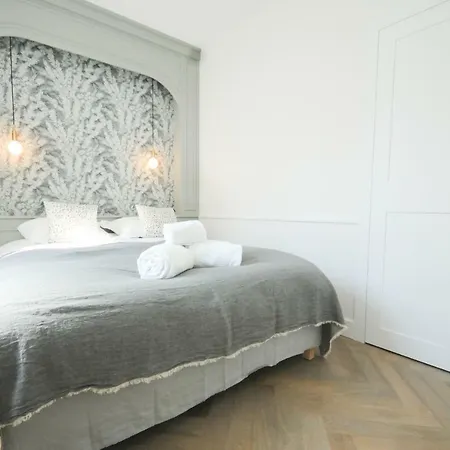 Maison Paul & Romy- L'horloge