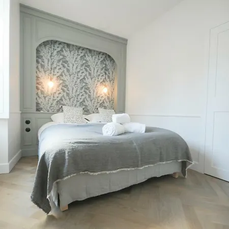 Apartment Maison Paul & Romy- L'horloge *