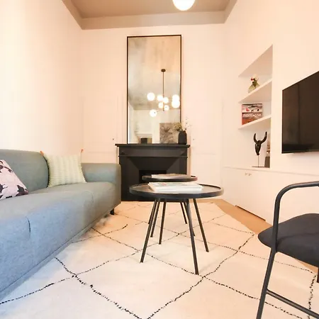 Apartment Maison Paul & Romy- L'horloge
