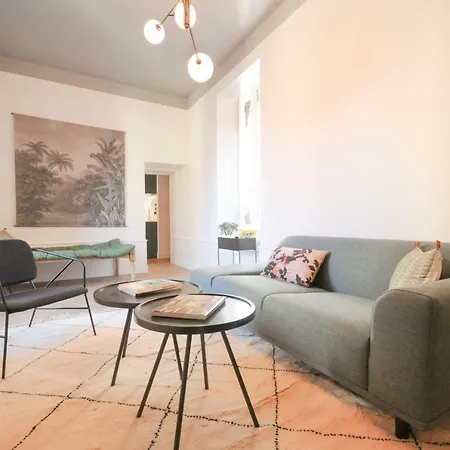 Apartment Maison Paul & Romy- L'horloge